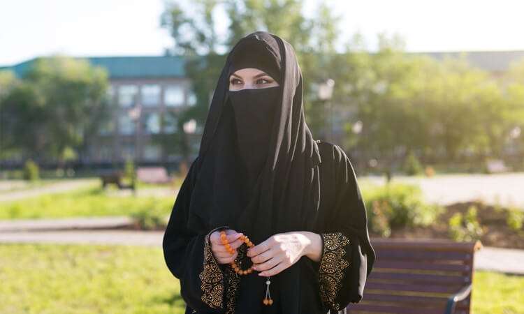 Are some Muslim women forced to wear a burka or niqab?